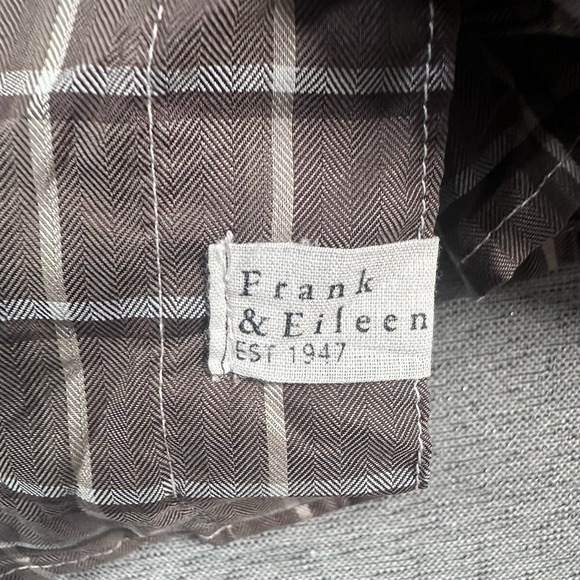 Frank & Eileen Shirt Women's Small Brown Plaid Button Down Pocket Long Sleeve - Picture 4 of 8